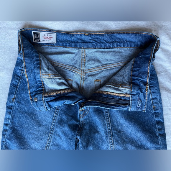 GAP Vintage Flare High Rise Jeans - Picture 10 of 16